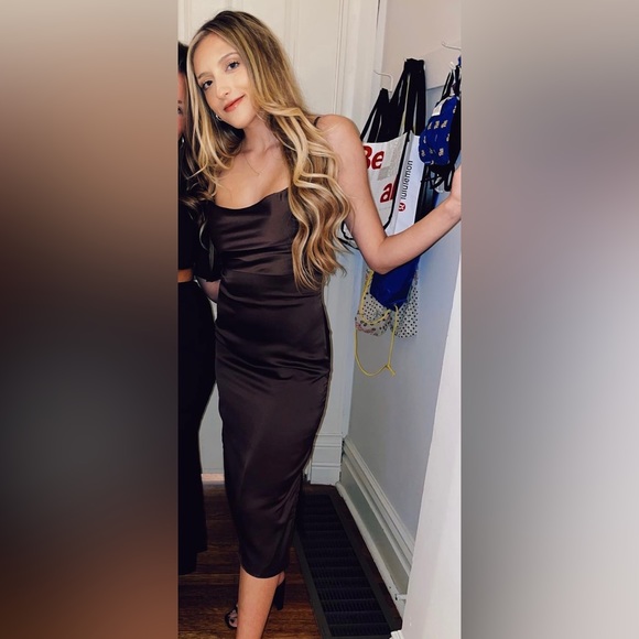 Missguided brown satin midi dress - Picture 1 of 2